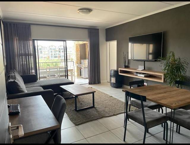 2 BEDROOM APARTMENT FOR SALE IN WATERFALL